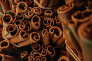 canela em pau, benefícios a saúde.